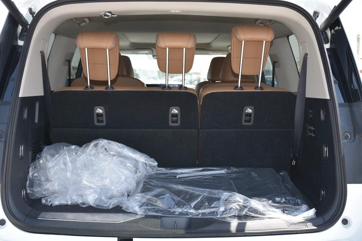 INFINITI QX80 LUXE 2025 | WHITE-8-8