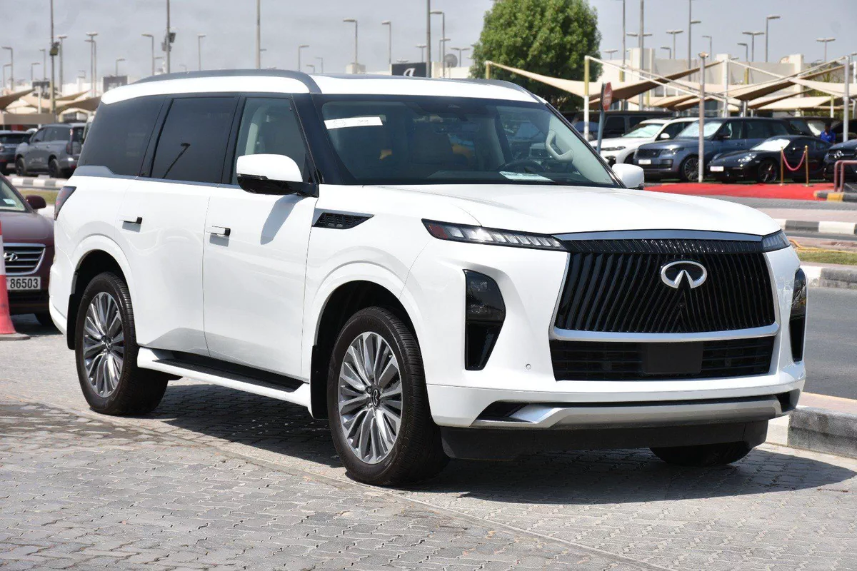 INFINITI QX80 LUXE 2025 | WHITE
