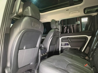 2022 Land Rover Defender 110 HSE | GCC Specs | Low Mileage-13