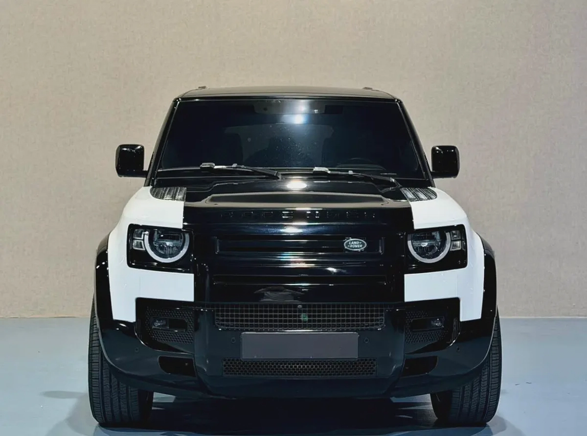 2022 Land Rover Defender 110 HSE | GCC Specs | Low Mileage-3-3