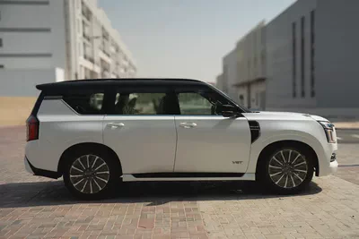 2026 Nissan Patrol LE Platinum | GCC Specs | Brand New | BLACK ROOF-1