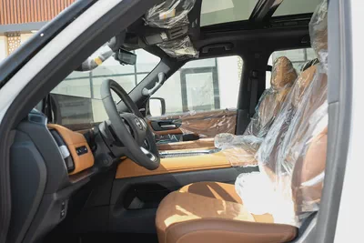 2026 Nissan Patrol LE Platinum | GCC Specs | Brand New | BLACK ROOF-8