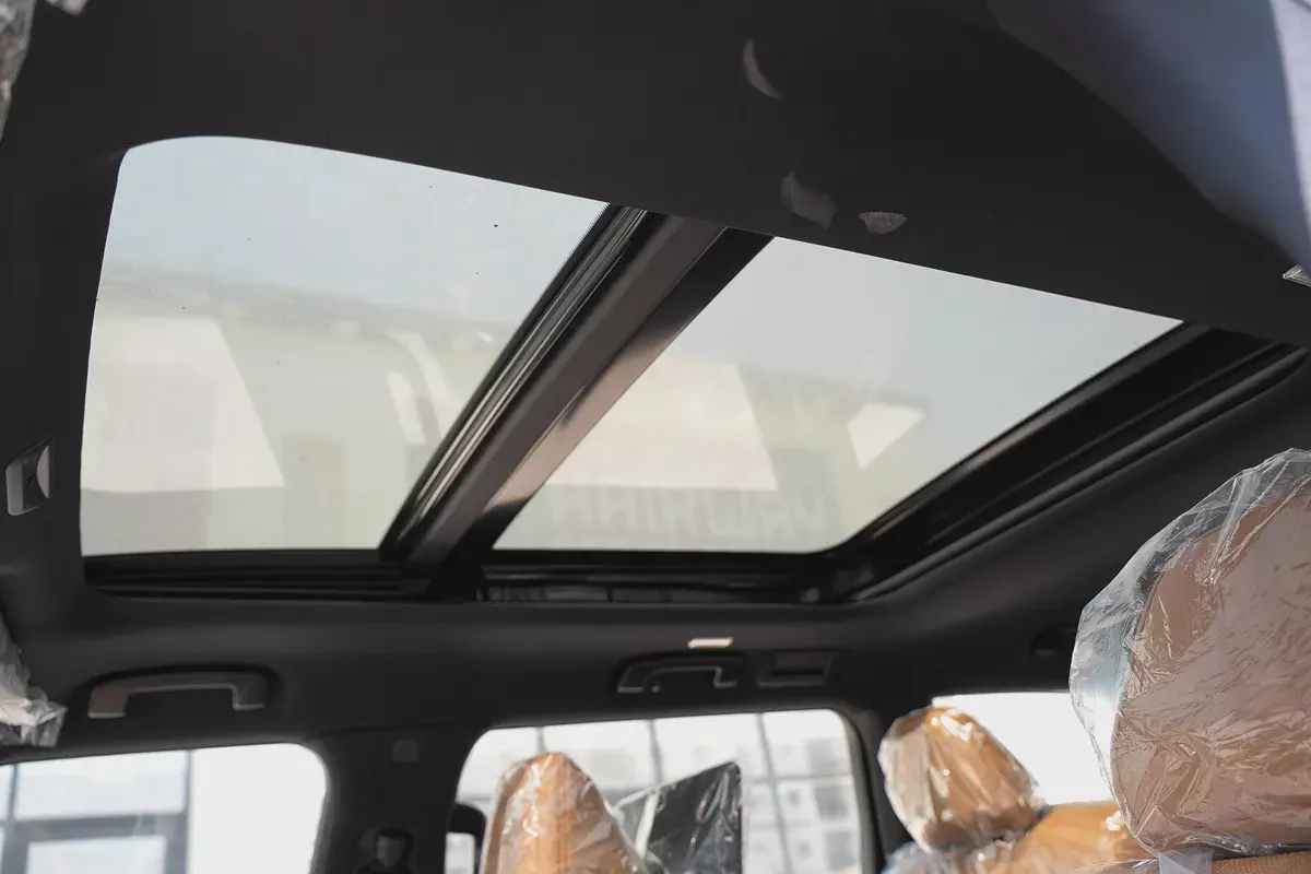 2026 Nissan Patrol LE Platinum | GCC Specs | Brand New | BLACK ROOF-7-7