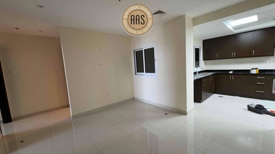 luxury 3bhk in prime location sheikh zayed road rent 235k-10