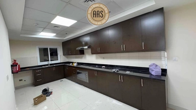 luxury 3bhk in prime location sheikh zayed road rent 235k-7