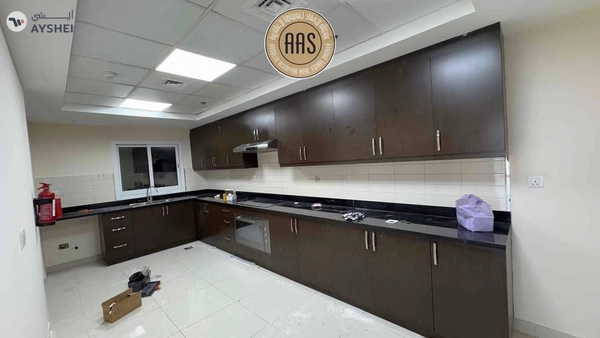 luxury 3bhk in prime location sheikh zayed road rent 235k
