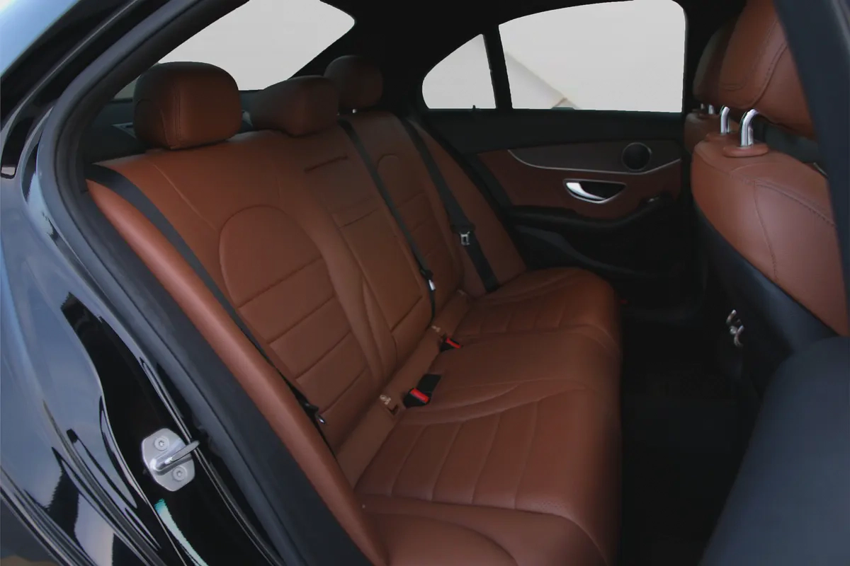 MERCEDES BENZ C300 4 MATIC - 2019 - FULLY LOADED - AMAZING PRICE-16-16