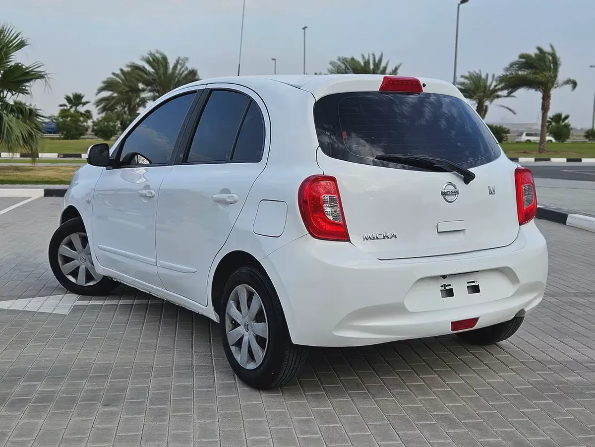 2020 Nissan Micra S GCC Specs - Well Maintained Fuel Efficient Hatchback-16-16