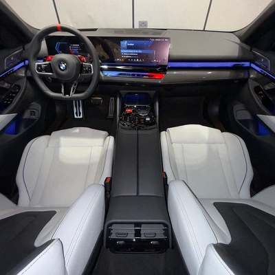 BMW M5 Hybrid BMW 5 Series M5 2026 GCC specs-10
