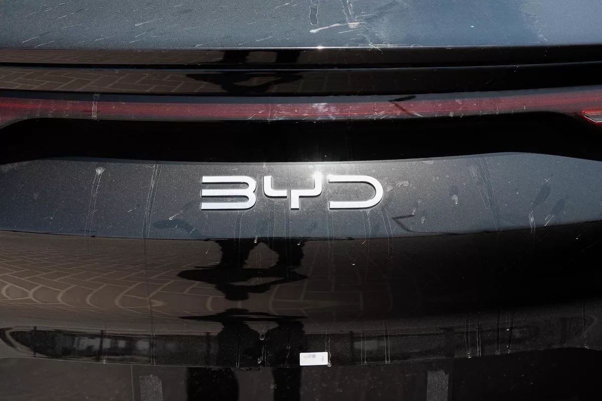 2025 BYD Song L STD (NON GCC)-18-18