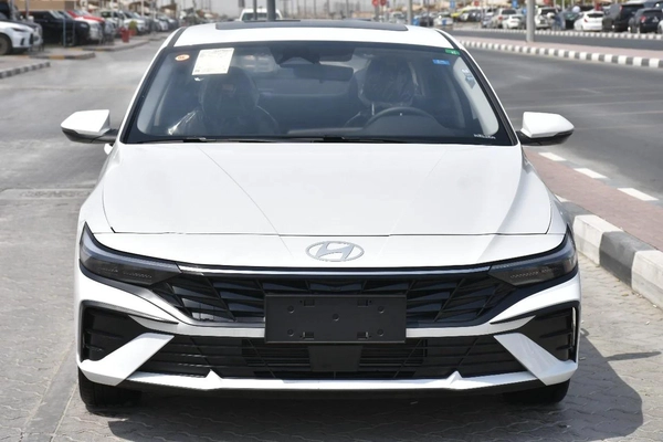 HYUNDAI ELANTRA LUXURY 2025 | WHITE LIKE