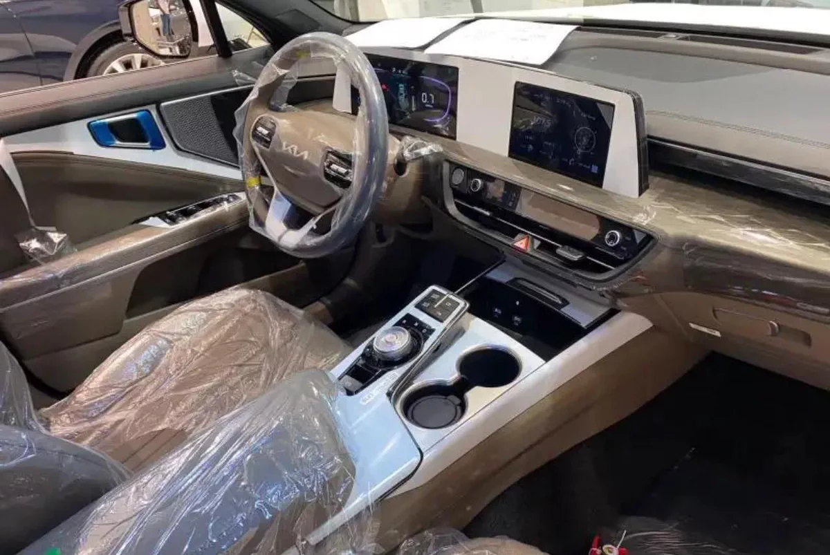 New 2026 Kia K8-13-13