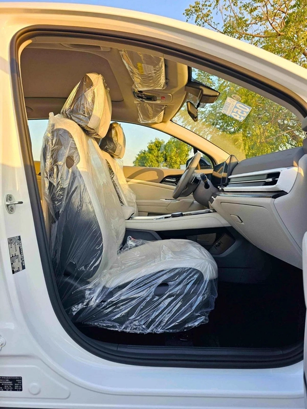 Kia Sportage PREMIUM SMART VERSION / 1.5L V4 PETROL / 360 CAMERA / PANORAMIC ROOF (CODE # KSRP)