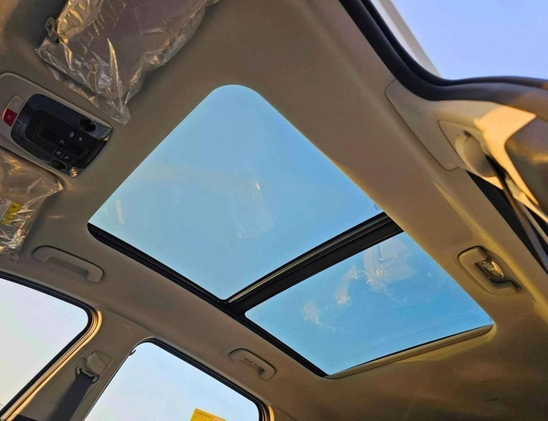 Kia Sportage PREMIUM SMART VERSION / 1.5L V4 PETROL / 360 CAMERA / PANORAMIC ROOF (CODE # KSRP)