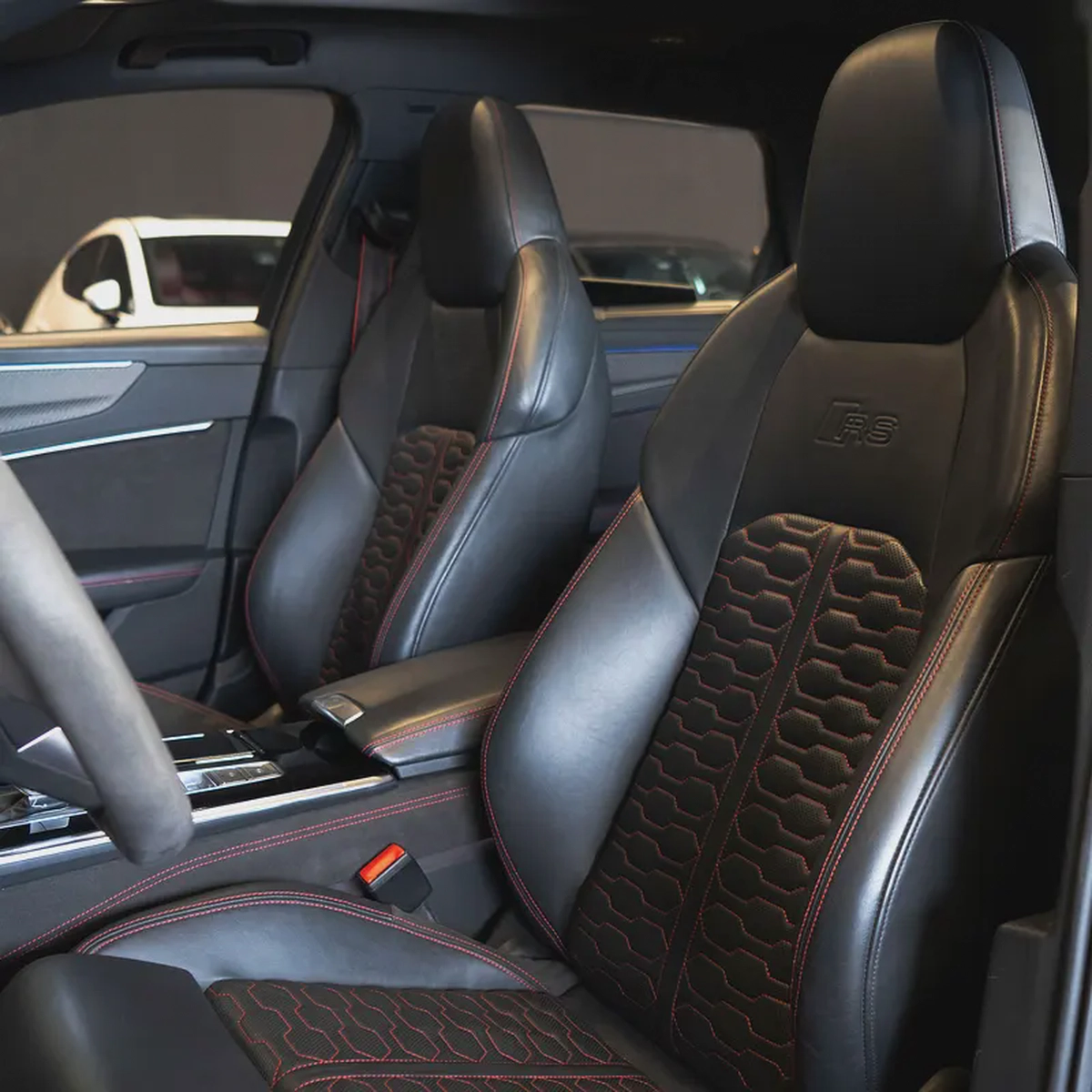 AED 5,749 P.M • 0% Downpayment • Audi RS6 Avant TFSI Quattro • 1 Year Warranty-15-15