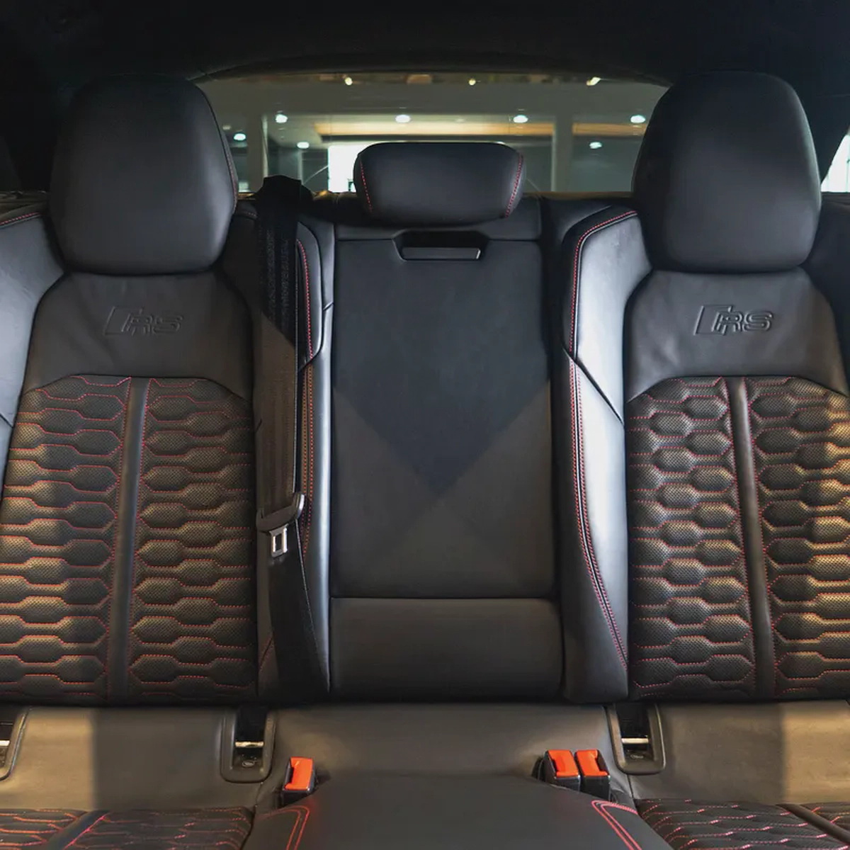 AED 5,749 P.M • 0% Downpayment • Audi RS6 Avant TFSI Quattro • 1 Year Warranty-17-17
