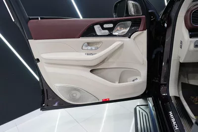Mercedes-Benz Maybach GLS 600-15