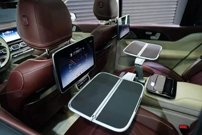 Mercedes-Benz Maybach GLS 600-7