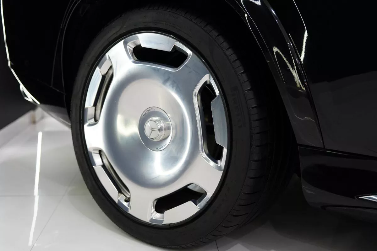 Mercedes-Benz Maybach GLS 600-4-4