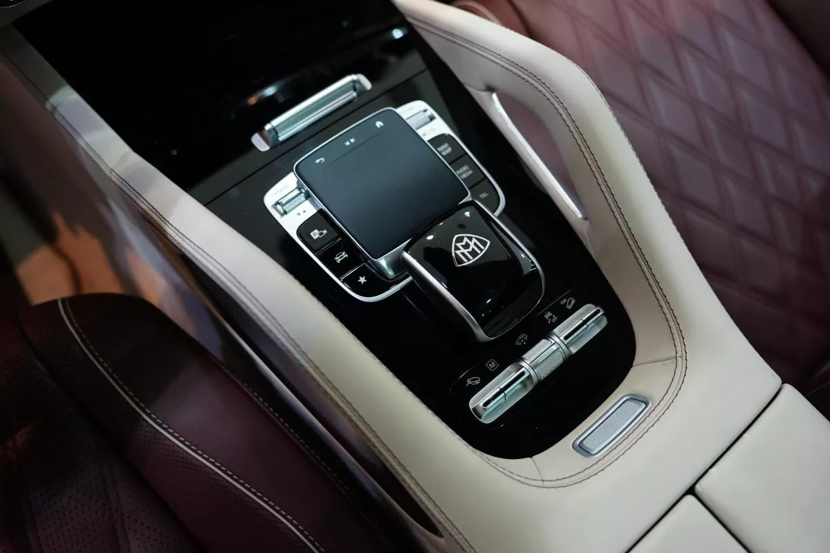 Mercedes-Benz Maybach GLS 600-8-8