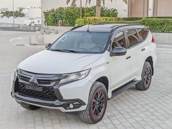 MITSUBISHI MONTERO SPORT 2019 GLS 4WD FULL OPTION GCC IN EXCELLENT CONDITION