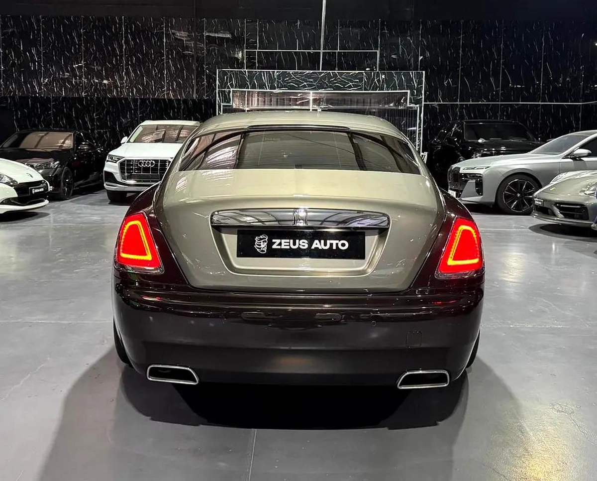 Rolls-Royce Wraith 2015 | Well Maintained | GCC Specs | Low Mileage | Full Service History-5-5