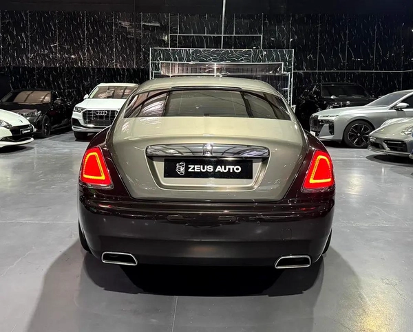 Rolls-Royce Wraith 2015 | Well Maintained | GCC Specs | Low Mileage | Full Service History