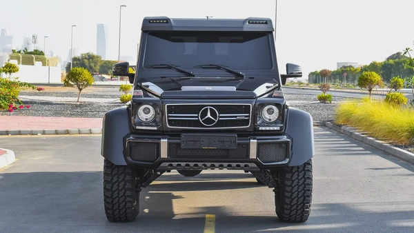 Mercedes-Benz G63 6X6 GCC Spec 2018 - One of two certificated Mercedes Benz.