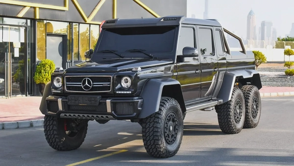 Mercedes-Benz G63 6X6 GCC Spec 2018 - One of two certificated Mercedes Benz.