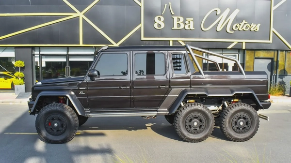 Mercedes-Benz G63 6X6 GCC Spec 2018 - One of two certificated Mercedes Benz.
