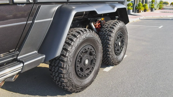 Mercedes-Benz G63 6X6 GCC Spec 2018 - One of two certificated Mercedes Benz.