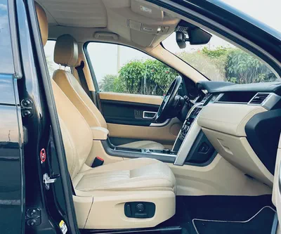 Land Rover • Discovery • SPORT • HSE Si4 • 2.0L Turbocharged-11