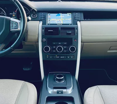 Land Rover • Discovery • SPORT • HSE Si4 • 2.0L Turbocharged-15