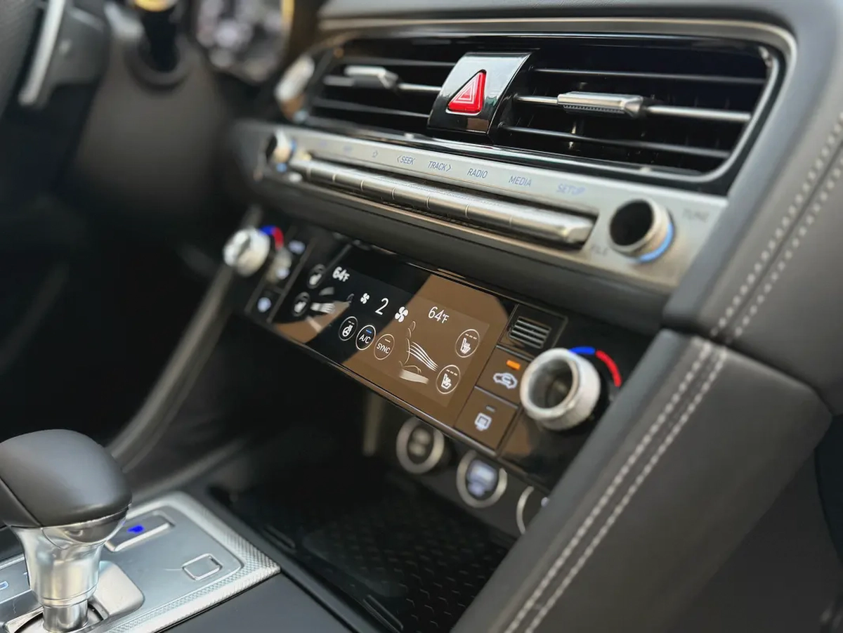 Genesis G70 Luxury full option v4 2026