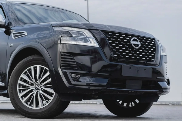 nissan armada platinum 2021