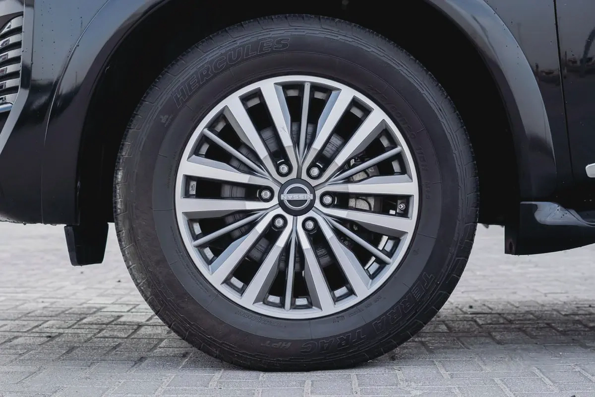 nissan armada platinum 2021-6-6