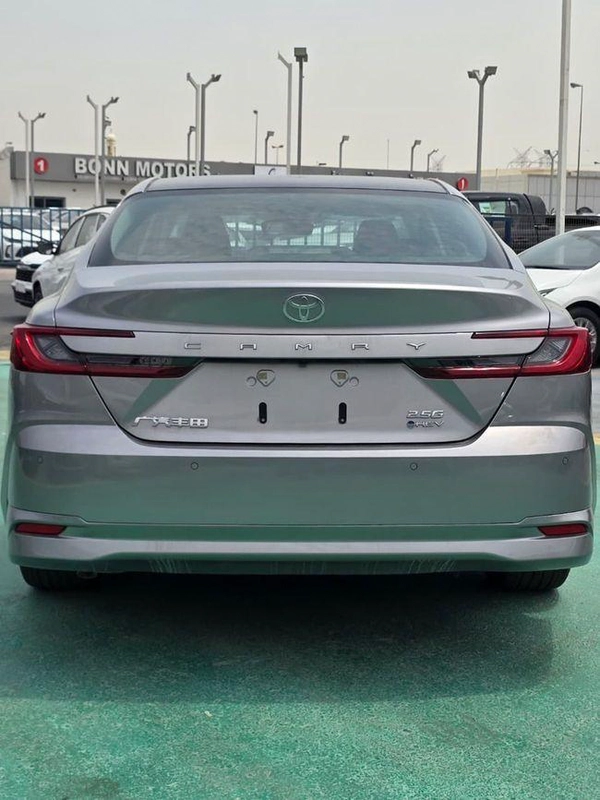 Toyota Camry GLE 2.5L Hybrid