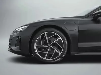 4,733 AED / 60 months | 0% DP | 2023 Audi E-Tron GT Quattro / Audi Warranty and Service Contract-5
