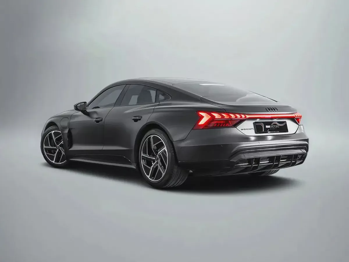 4,733 AED / 60 months | 0% DP | 2023 Audi E-Tron GT Quattro / Audi Warranty and Service Contract-1-1