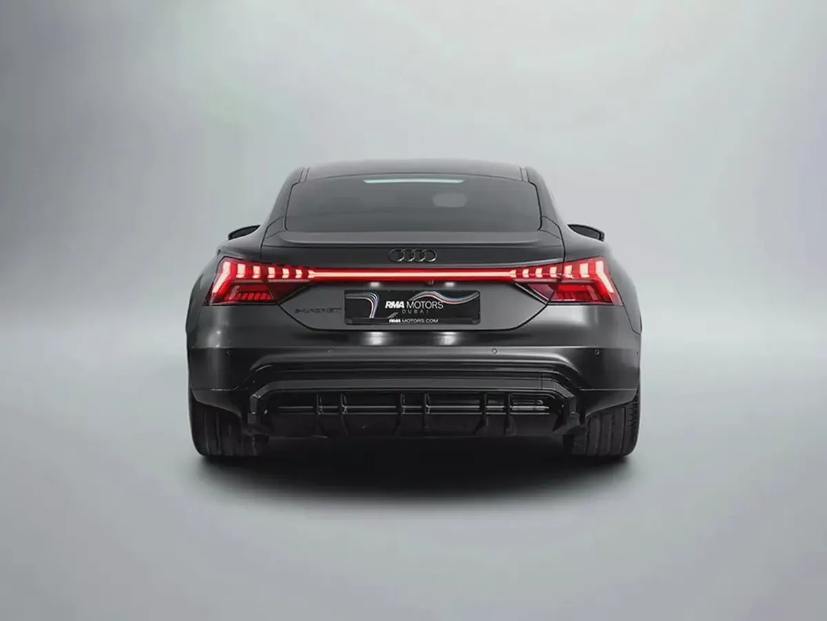 4,733 AED / 60 months | 0% DP | 2023 Audi E-Tron GT Quattro / Audi Warranty and Service Contract-3-3