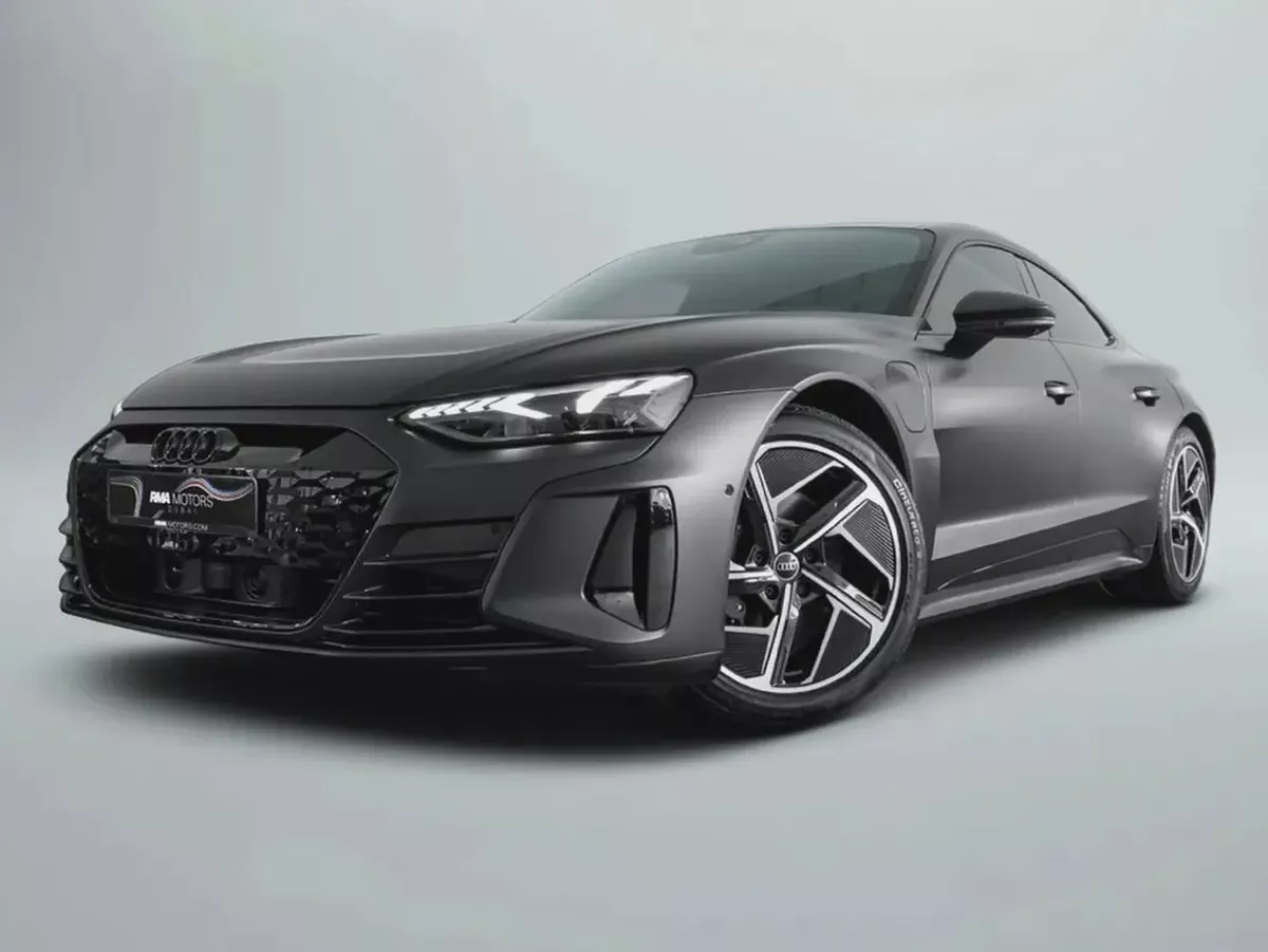 4,733 AED / 60 months | 0% DP | 2023 Audi E-Tron GT Quattro / Audi Warranty and Service Contract-4-4