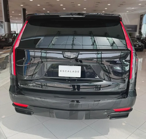 2024 Cadillac Escalade 600 Black Edition - GCC Specs - Brand New