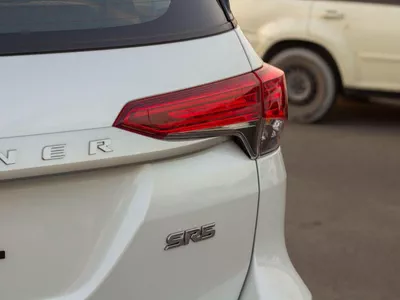 Toyota Fortuner 2.7L E1 -EXPORT ONLY  Toyota Fortuner 2.7L E1-6