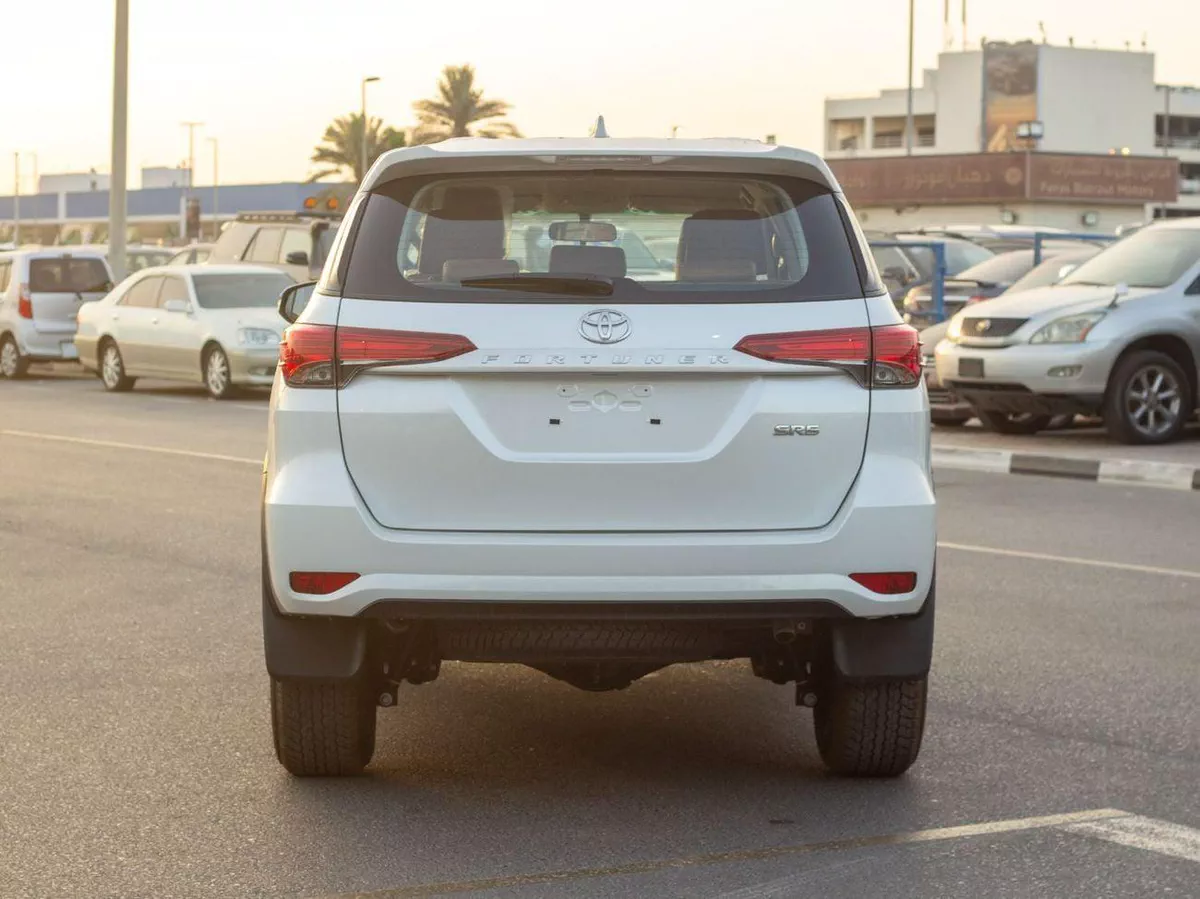 Toyota Fortuner 2.7L E1 -EXPORT ONLY  Toyota Fortuner 2.7L E1-4-0