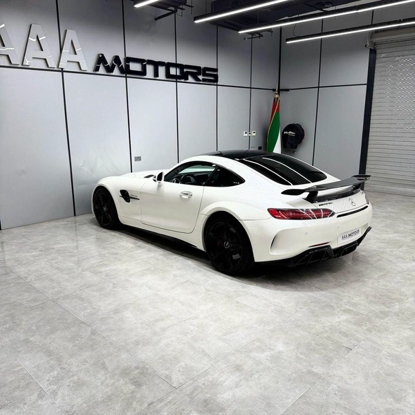 Mercedes Benz AMG GT S with R kit | Japan Specs | No Accidents | Low Mileage