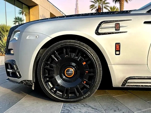ROLLS-ROYCE WRAITH | V12 | 2016 | MANSORY KIT | GCC SPECS