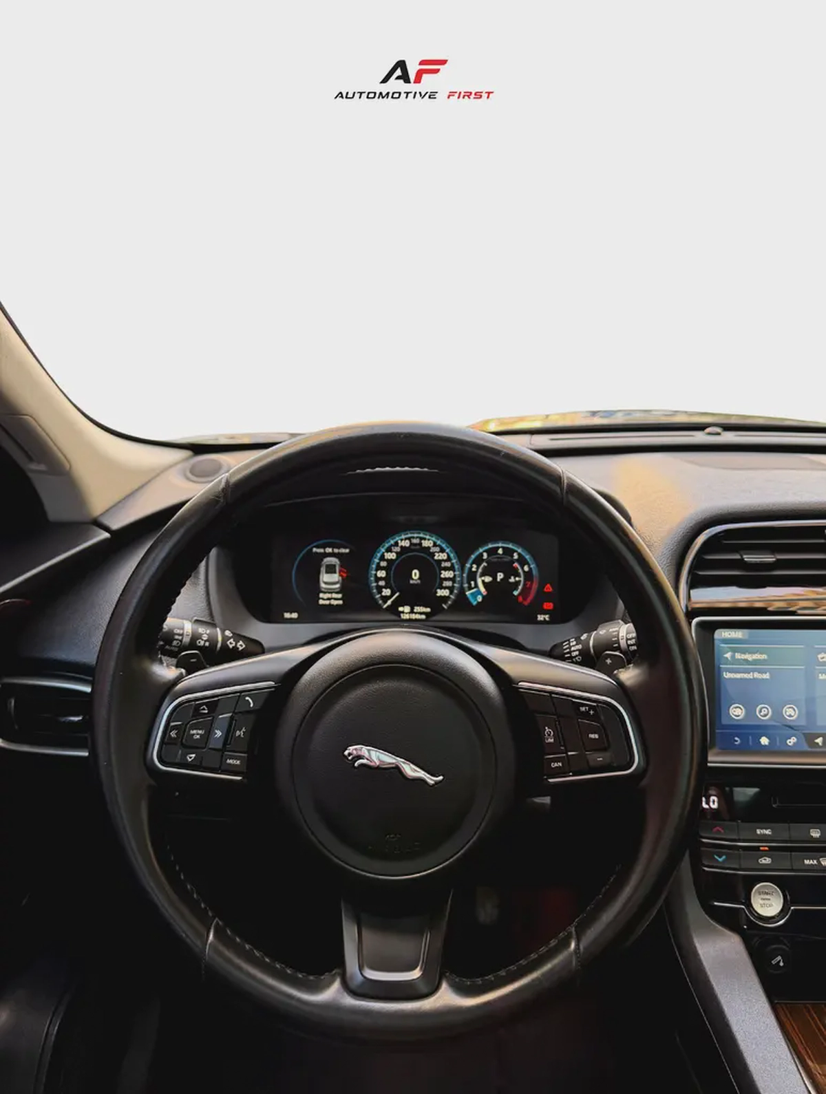 2017 Jaguar F-Pace 35T Pure - GCC Specs