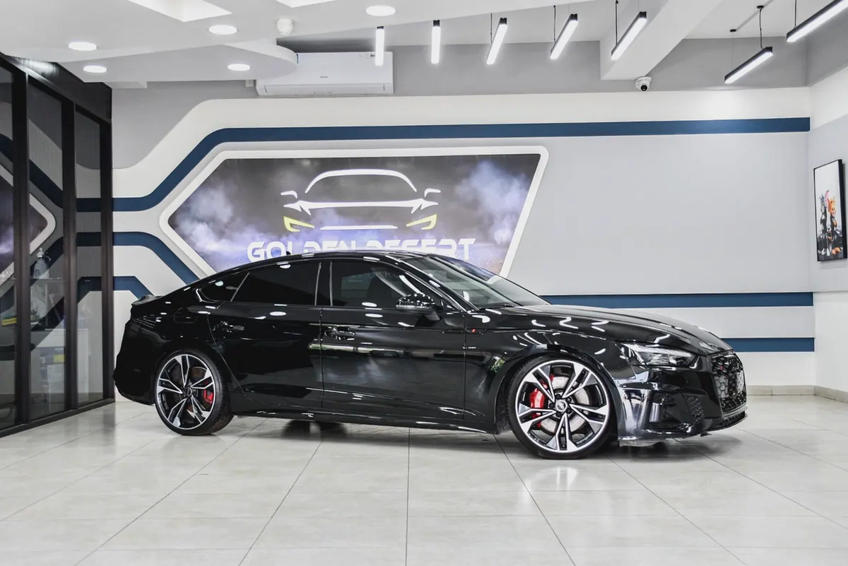 2025 Audi S5 QUATTRO