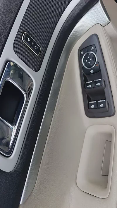 Well Maintained Ford Explorer XLT 2012 | GCC Specs | Reliable SUV-12