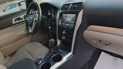 Well Maintained Ford Explorer XLT 2012 | GCC Specs | Reliable SUV-8